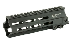 Geissele AR-15 Super Modular Rail MK8 M-LOKThe Super Modular Rail (SMR) MK8 M-LOK™ is Geissele’s ultra-modular model. The SMR MK8 is one of the first rails available to utilize the Magpul M-LOK technology. These rails are designed to give the user full modularity while maintaining a strong and rigid platform. Maximum venting at the lower 45° quadrants create maximum heat dissipation and also dramatically reduces the rail's overall weight. Utilizing Magpul's M-LOK technology at the 3