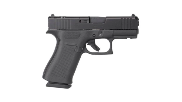 Glock 22 Gen 4 Handgun .40 S&W 15/rd Magazines (3) 4.49" Barrel Black 5.5lb Trigger Austria